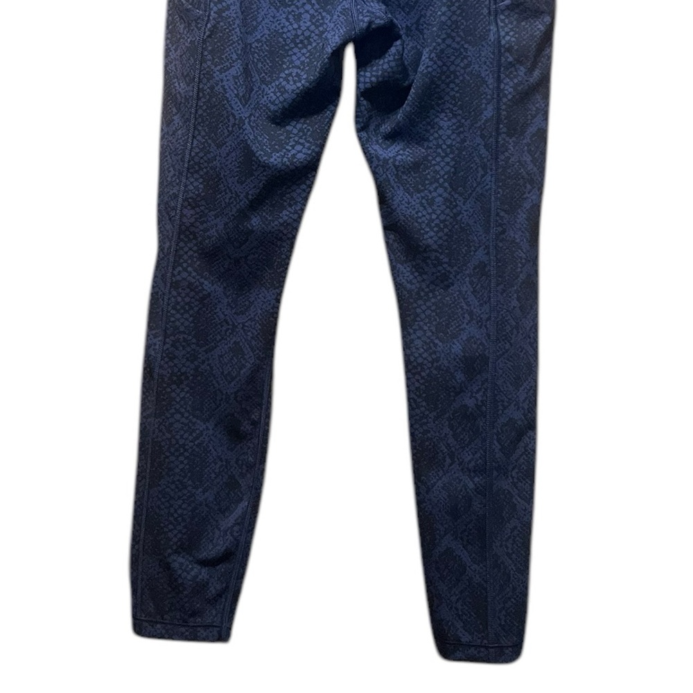 Athleta‎ Ultimate Stash Pocket Snake 7/8 Leggings Size Small - Picture 8 of 11